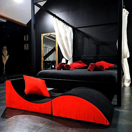 Love Room A Montargis Εξωτερικό φωτογραφία