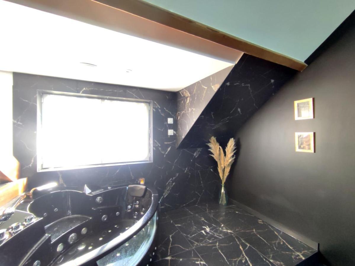 Love Room A Montargis Εξωτερικό φωτογραφία