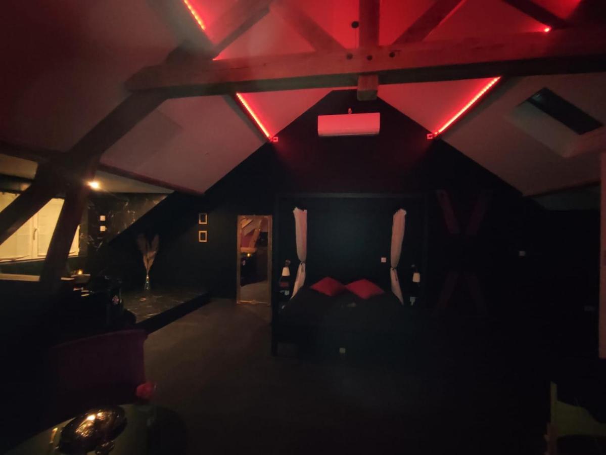 Love Room A Montargis Εξωτερικό φωτογραφία