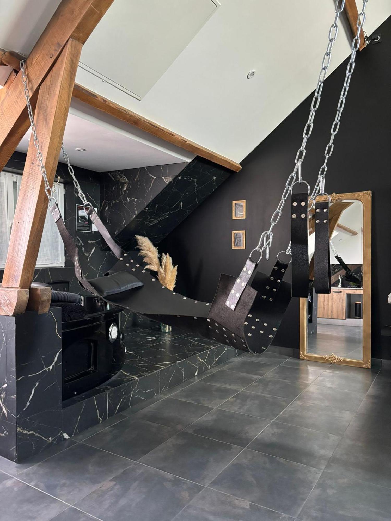 Love Room A Montargis Εξωτερικό φωτογραφία